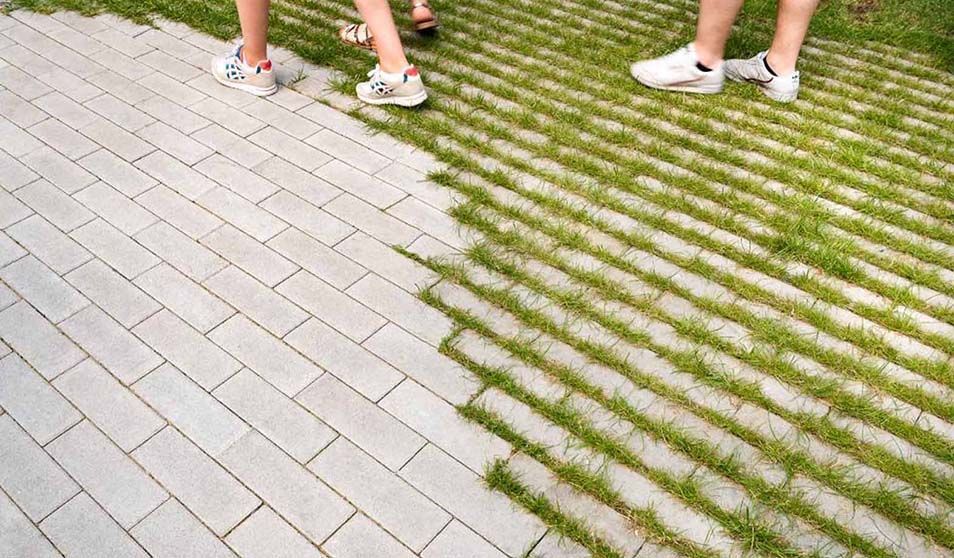 Waterdoorlatende bestrating: een duurzame keuze!