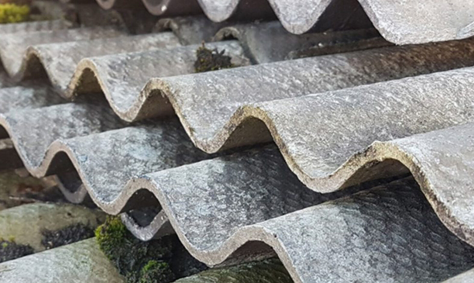 Asbest golfplaten verwijderen als particulier