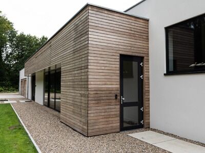 Voorbeeld 3 thermohout gevelbekleding