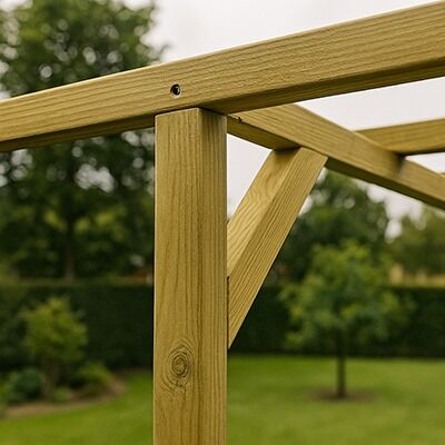 Pergola met geïmpregneerde balken